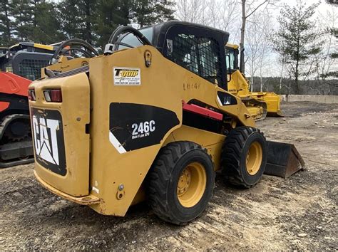 caterpillar 246 skid steer hydraulic fluid|246c cat skid steer specs.